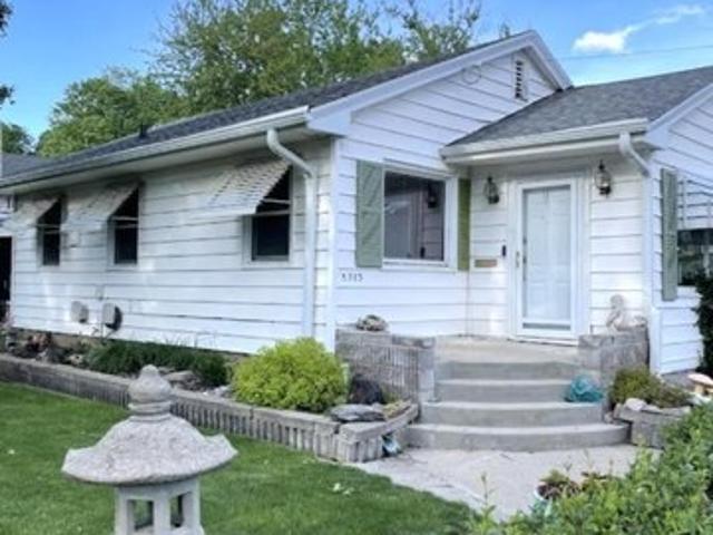 House for sale in Woodbury, Iowa