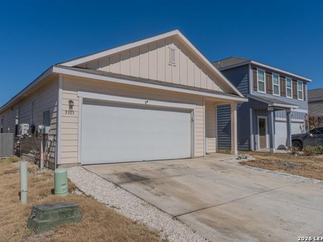 House for sale in Leesville, Texas