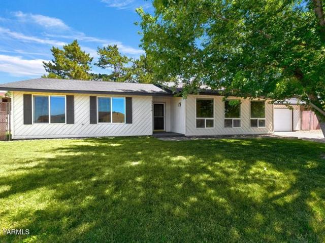 House for sale in Yakima, Washington
