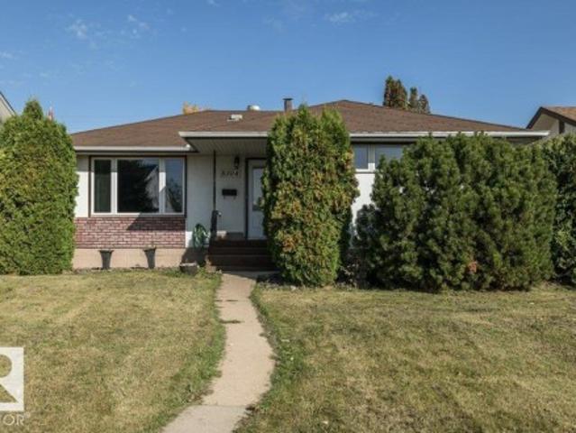 House for sale in Wedgewood, Alberta