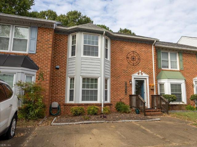 Townhouse for sale in Virginia Beach, Virginia