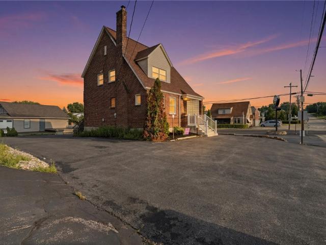 Commercial for sale in Bethel Park, Pennsylvania
