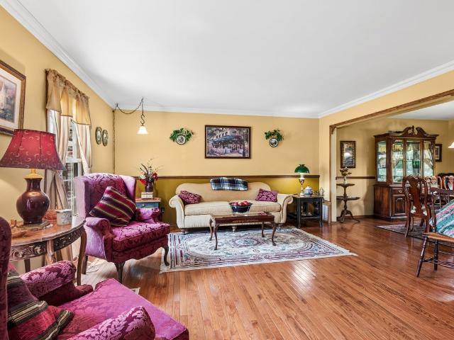 House for sale in Mchenry, Illinois