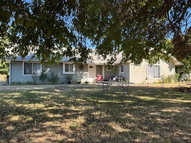 House for sale in Le Grand, California