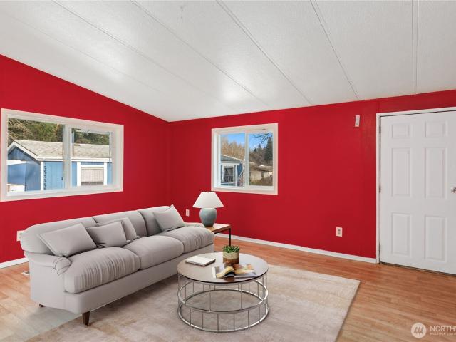 Property for sale in Tracyton, Washington