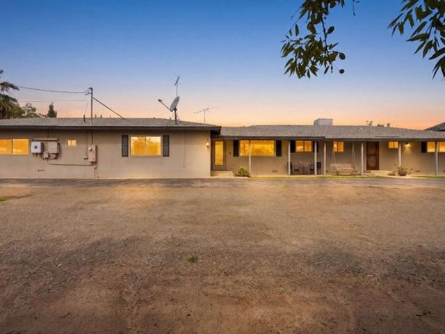 House for sale in Laton, California