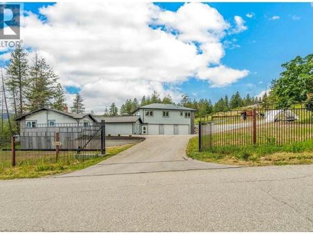 House for sale in Peachland, British Columbia