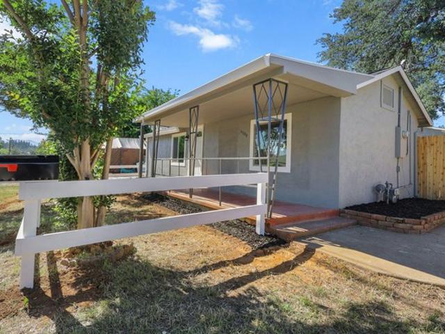House for sale in Shasta, California