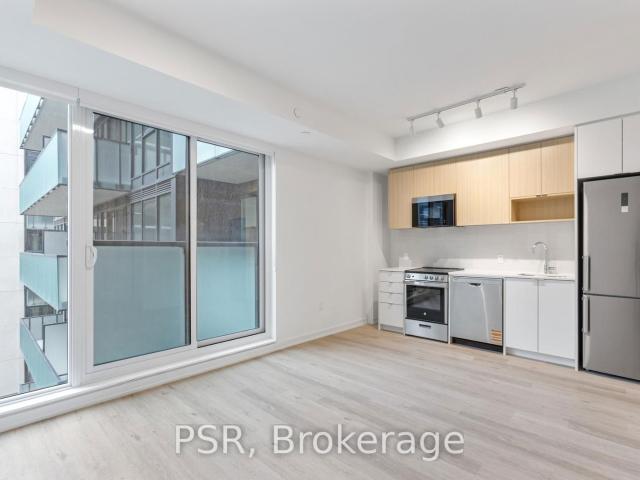 Condo for rent in Etobicoke Centre, Toronto