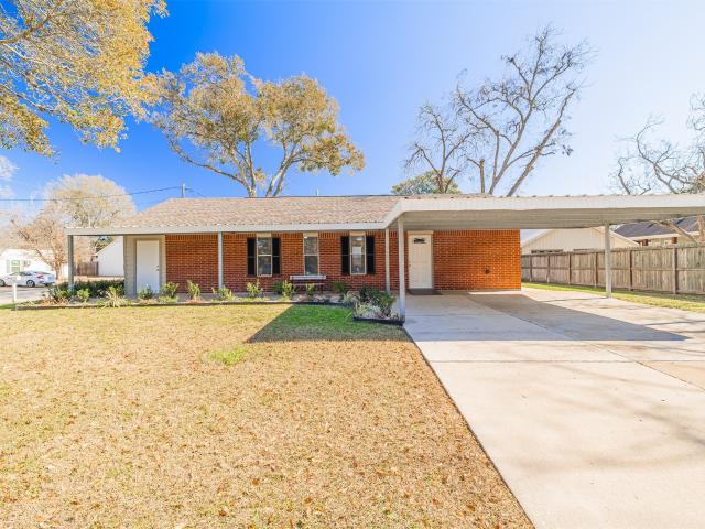 House for sale in Sealy, Texas
