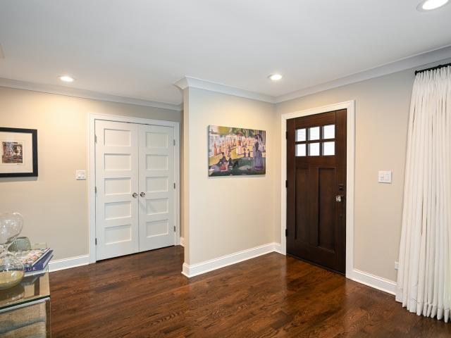 Property for rent in Glen Ellyn, Illinois
