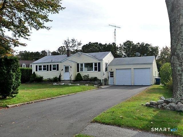 House for sale in Waterford, Connecticut