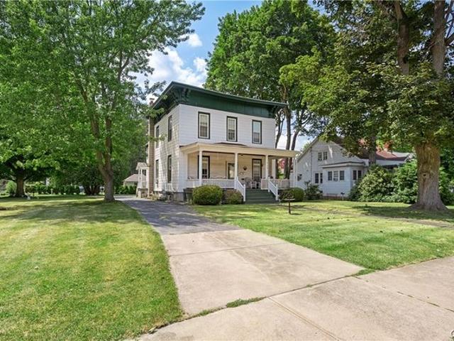 House for sale in Oneida, New York