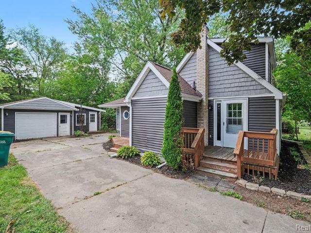 House for sale in Flushing, Michigan