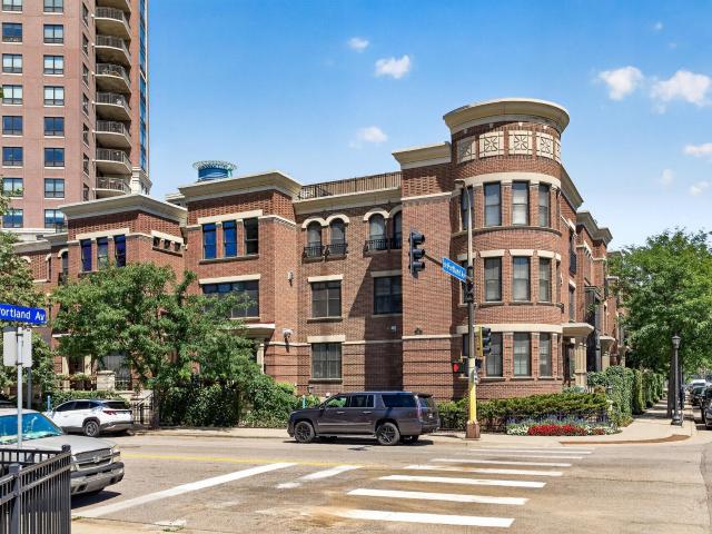 Townhouse for sale in Hennepin, Minnesota