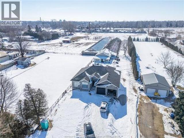 House for sale in Leamington, Ontario