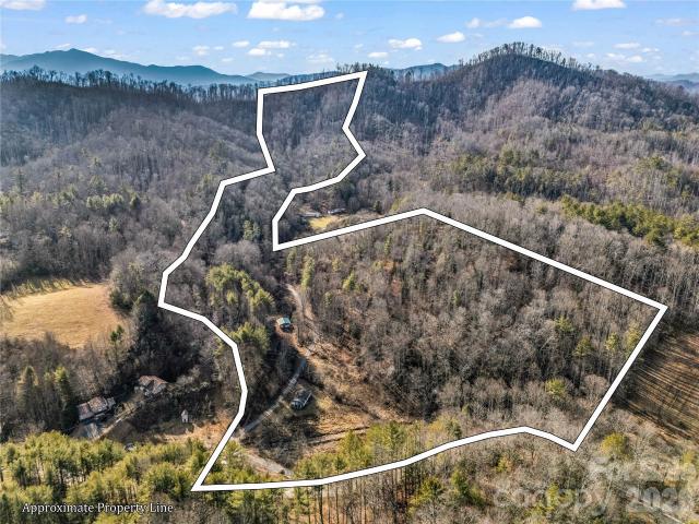Land for sale in Bakersville, North Carolina