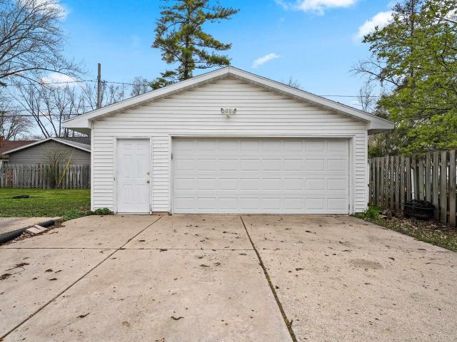 House for sale in Ashwaubenon, Wisconsin
