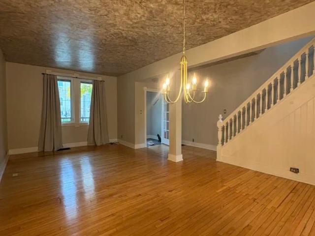 House for rent in Central St. Boniface, Winnipeg