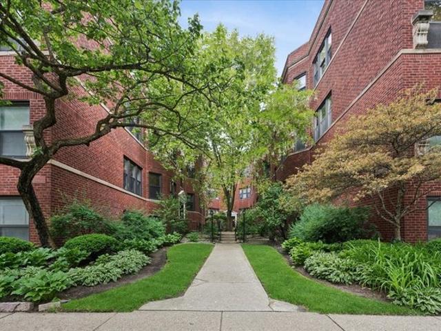 Condo for sale in Evanston, Illinois