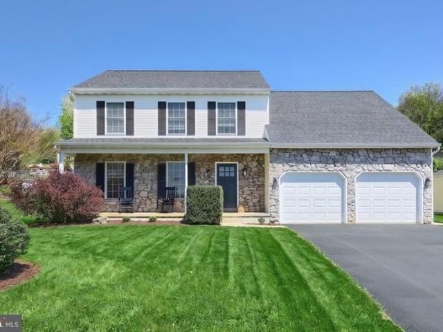 House for sale in Mount Wolf, Pennsylvania