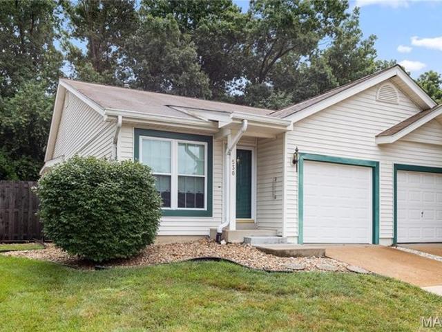 Townhouse for sale in Ballwin, Missouri