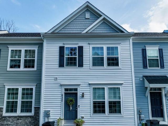 Townhouse for sale in Morgantown, West Virginia