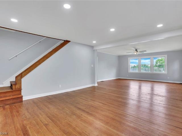 House for sale in Academia, Mount Vernon