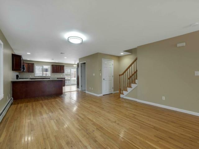 Townhouse for rent in Palisades Park