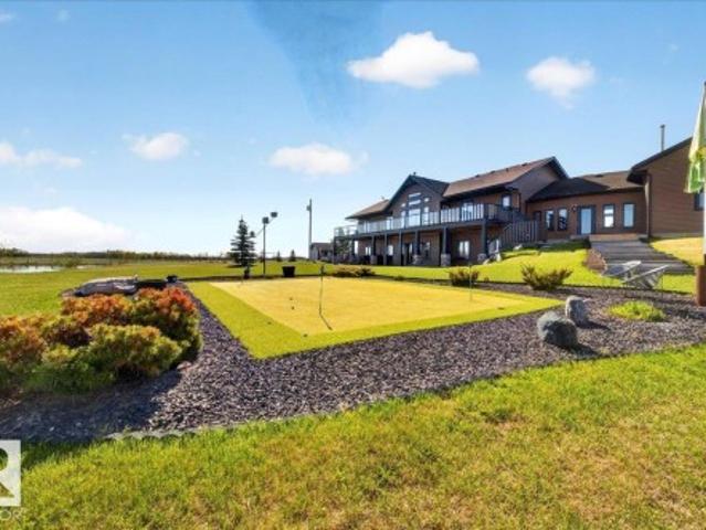 House for sale in Alberta