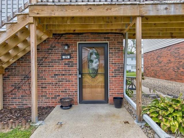 Condo for sale in Godfrey, Illinois