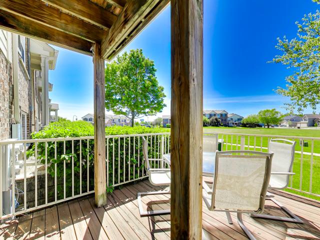 Condo for sale in Mchenry, Illinois