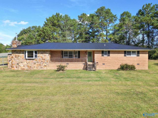 House for sale in McVille, Albertville