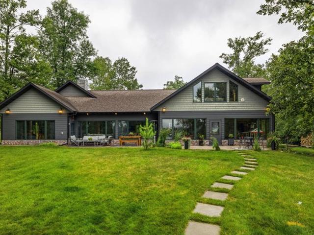 House for sale in Hubbard, Minnesota