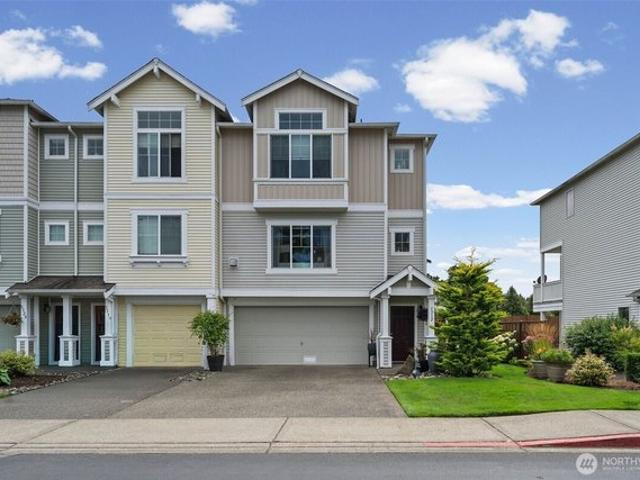 Townhouse for sale in Fife, Washington