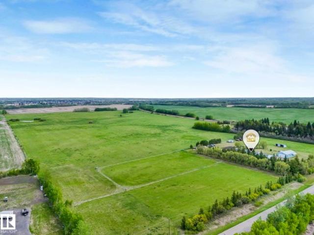 House for sale in Alberta