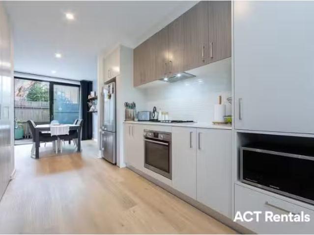 Condo for rent in Woden, Australian Capital Territory