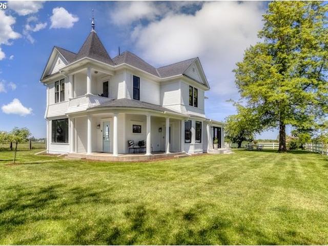 House for sale in Oregonia