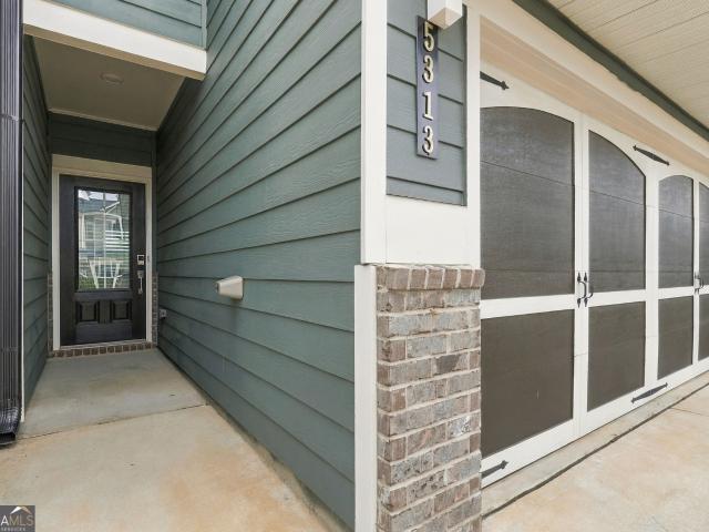 Townhouse for sale in Flowery Branch, Georgia