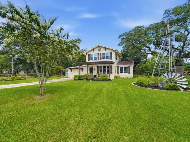 House for sale in Dickinson, Texas