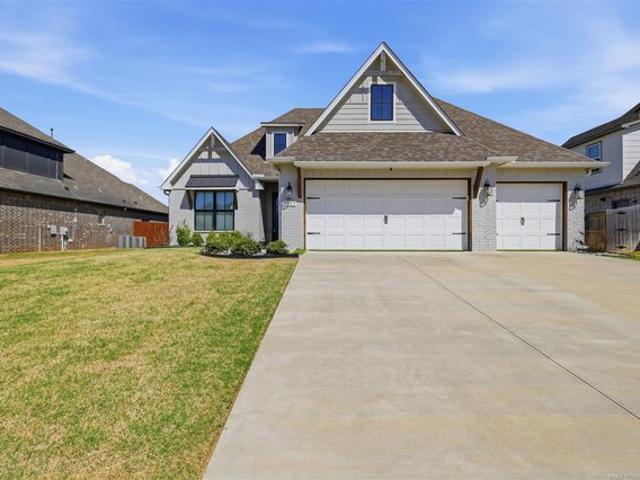 House for sale in Bixby, Oklahoma