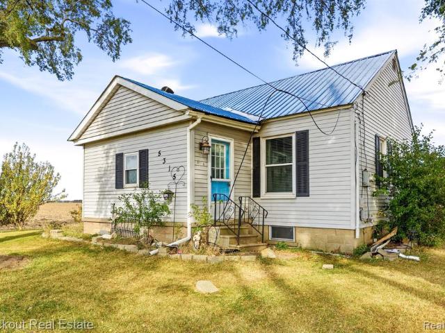 House for sale in Robin Glen, Buena Vista Charter Township