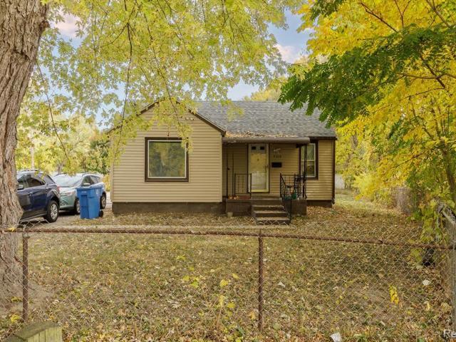 House for sale in Dearborn Heights