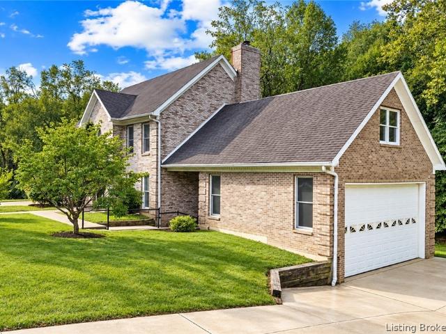 House for sale in Floyd County, Indiana