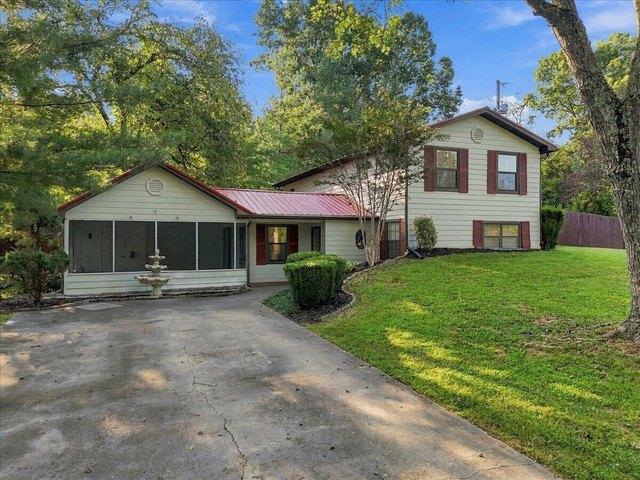 House for sale in Morristown Airport Industrial District, Morristown