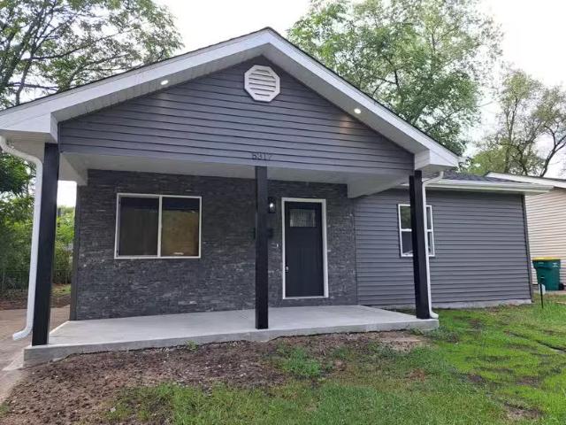 House for sale in Gary, Aetna