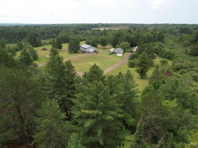 House for sale in Calumet