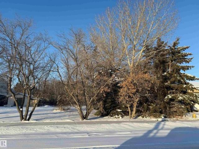 Land for sale in Elk Point, Alberta