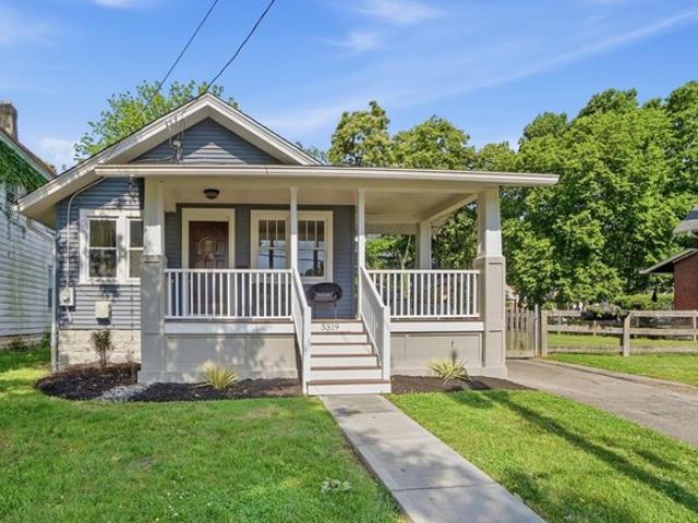 House for sale in Roselawn, Ohio