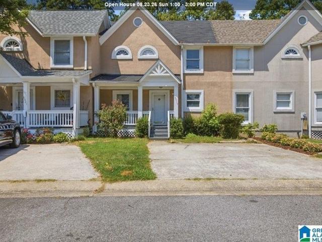 Townhouse for sale in Hoover, Alabama